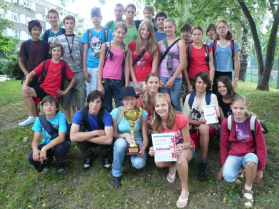 Atletické týmy: děvčat (1. místo) a chlapců (4. místo)