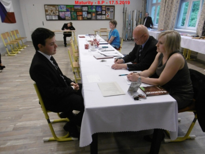 p1000947