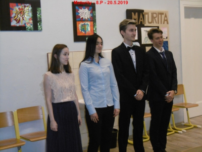 p10100041558503433