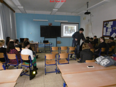 p10008351487578884