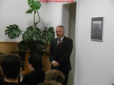 p1000108