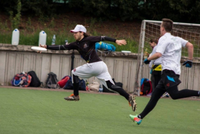 Středoškolská liga v ultimate frisbee - jarní kvalifikace - Tomáš Maryška "v akci"