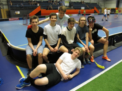 1. ročník Středoškolského sportovního odpoledne - tým hochů 1.A