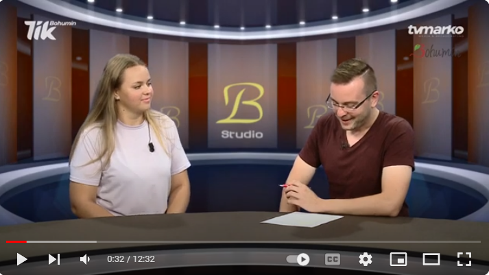 Studio B s Eliškou Vladykovou o rybářství a hudecké muzice