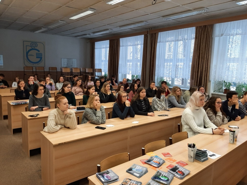 Beseda se zástupci Ostravské univerzity s maturanty