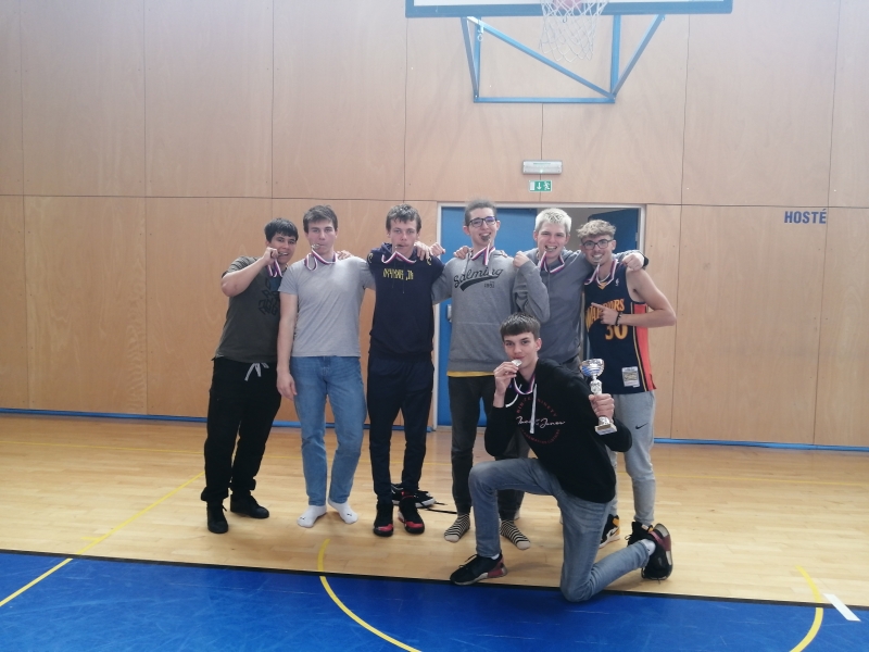Naši basketbalisté jsou druzí v okrese!