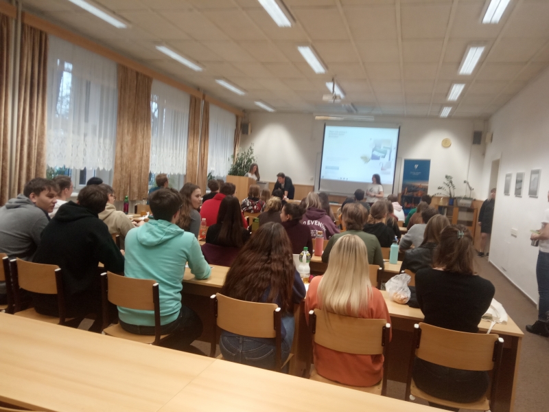 Setkání maturantů se zástupci vysokých škol