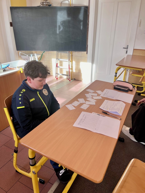 Školní kolo konverzační soutěže v angličtině, kategorie II