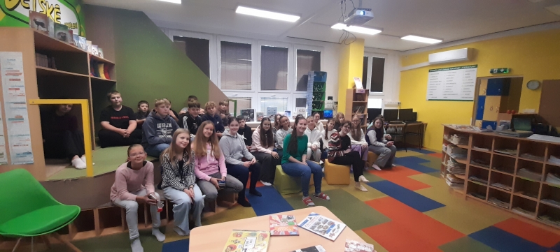 Sekundáni v knihovně