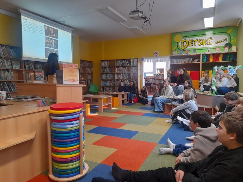Tercie na knihovnické lekci "Než Gutenberg natiskl první písmeno"