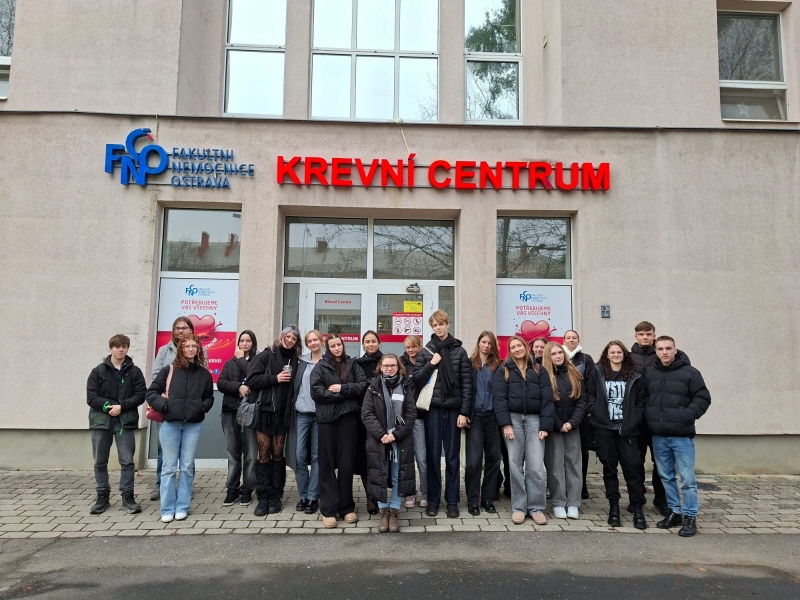 Návštěva Krevního centra FN Ostrava – cesta dárce krve očima našich žáků