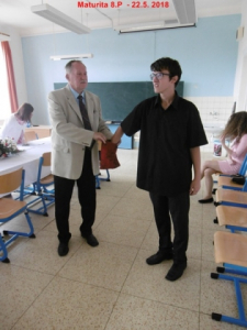 p10007331527157719