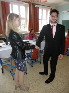 p10007921527160029