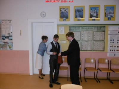 p1000584