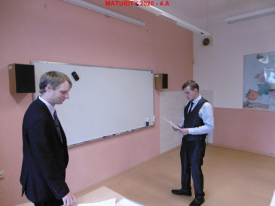 p1000587