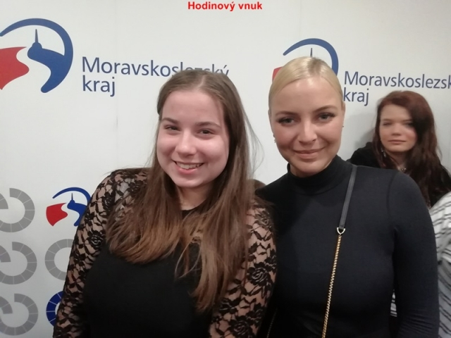 Naše žákyně se zapojily do projektu Hodinový vnuk